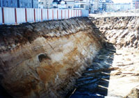 Przykład gruntu przepuszczalnego: glina piaszczysta